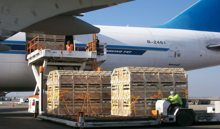 江岸到泰国空运公司